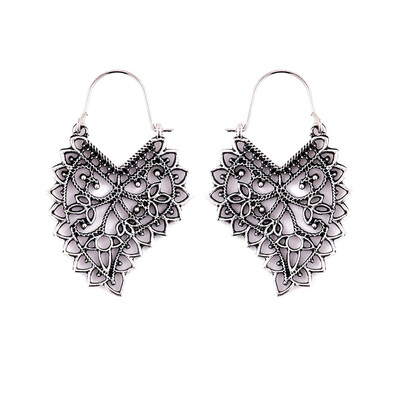 

New Retro Antique Silver Color Flower Earrings Hollow Vintage Drop Earrings For Women Party Gift