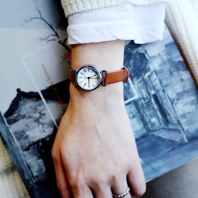 

Ins Han Feng chic simple Korean retro art watch female middle school students casual atmosphere quality college wind waterproof