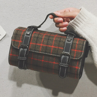 

Small bag women 2019 autumn new Korean retro Plaid portable chic shoulder slung pillow bag
