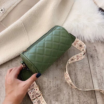 

Cylinder small bag female new Korean version of the fashion Lingge wide shoulder strap shoulder Messenger bag tide