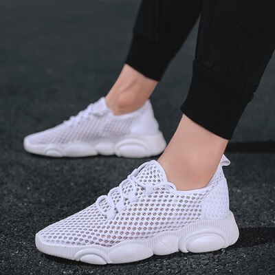 

Pure black youth breathable mens shoes sports shoes 2019 summer new flying woven mesh light tide shoes