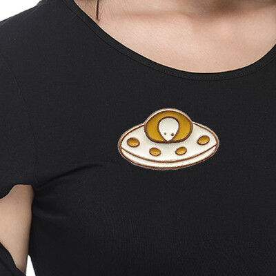 

2pcs Cartoon Lovely Aircraft Rocket Planet Collar Brooch Pins Jewelry Unisex New