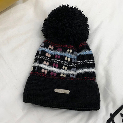 

Outdoor hat ladies winter plus velvet knitted hat Korean version of the fashion wool hat plus thick hair ball ear hat man