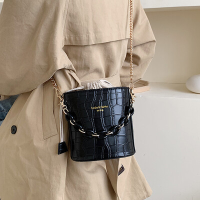 

Ins super fire crossbody bag 2019 new Korean version of the crocodile pattern handbags bucket bag casual wild shoulder bag