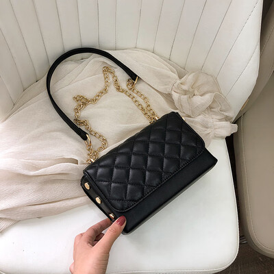

Internet celebrity rivet womens bag 2019 new rhomboid chain bag Korean version 100 lap quality feeling single shoulder slanted sm