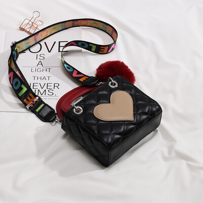 

Advanced sense of foreign style womens bag ins leisure diamond portable new 2019 Joker fur ball shoulder bag slung bag
