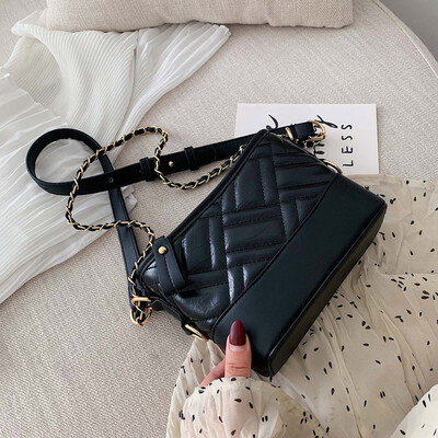 

Tailored Womens Fashion Rivet Patchwork Colour Cover Retro Shoulder Bag Flap Bag