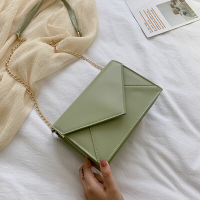 

2019 new small fresh bag Korean version of the simple wild temperament shoulder bag female fashion casual Messenger small square bag