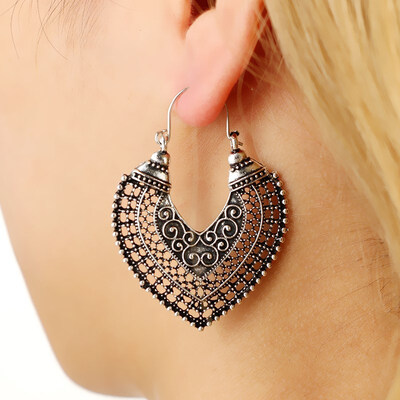 

EK401 Ancient Tibetan Filigree Flower Ornate Earring Boho Vintage Jewelry Carving Hollow Gypsy Tribal Heart Earrings for Women