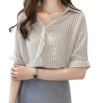 

Korean version of the ruffled striped shirt Womens loose half-sleeved shirt Wild Thin shirt