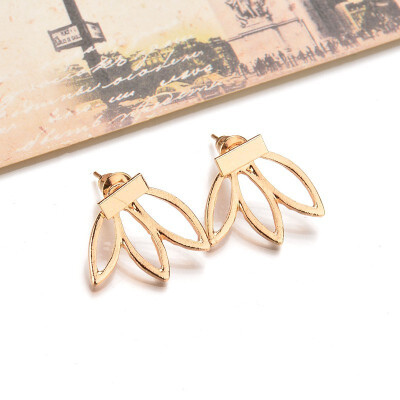 

Hollow Out Lotus Flower Earrings Fashion Stud Earrings Jewelry for Women Accessories Double Sided Boucles Doreilles EK116