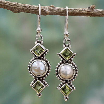 

Vintage Women Rhinestone Faux Pearl Plated Drop Dangle Hook Earrings Jewelry
