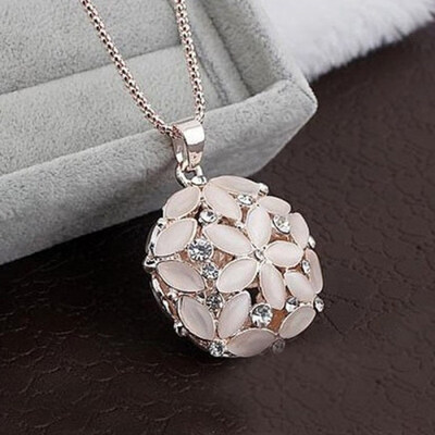 

Woman Shiny Rhinestone Hollow Flower Pendant Long Chain Sweater Necklace Jewelry