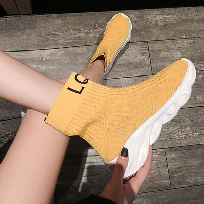 

Net red socks shoes women fall Korean version of elastic knitted high-top shoes casual Joker muffin thick bottom sports boots