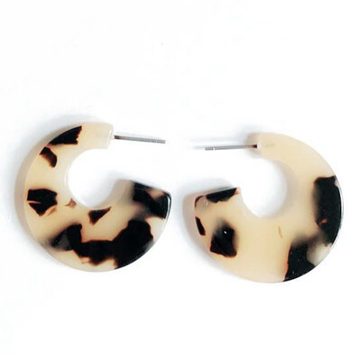 

C Shape Tortoise Printed Earrings Brown Tone Post Acrylic Women Fashion Gifts