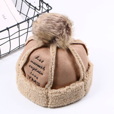 

Autumn&Winter Hat Female Korean version Big Ball Thickening Heating Headgear Female Fashion Furry Landlord Hat Tide