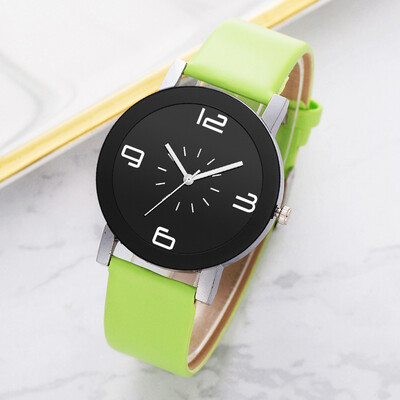 

〖Follure〗Casual Fashion Monochrome Simple Digital Scale Disc Belt Strap Ladies Watch