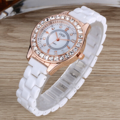 

Autumn business casual men&women couple steel belt watch