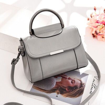 

In summer new womens handbags are in vogue Korean version is simple&versatile with shoulder bags slung across one shoulder