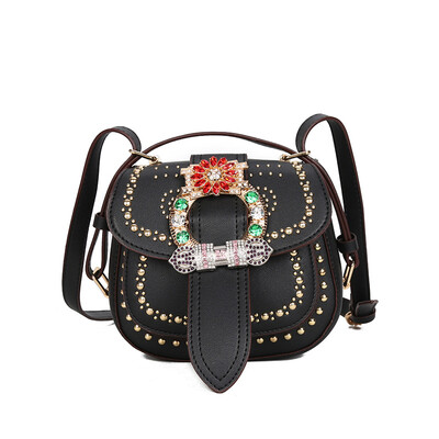 

Fashion multi-layer envelope package 2019 spring new soft surface PU hand shoulder bag tide Korean version of the simple diagonal cross bag
