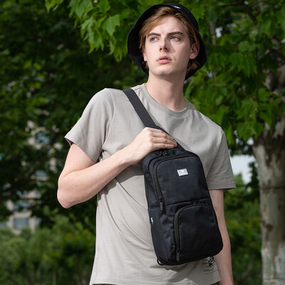 

Centennial Swiss SWIZA shoulder bag diagonal cross bag chest bag mens multi-function business urban leisure iPad bag pockets black HBB901109043
