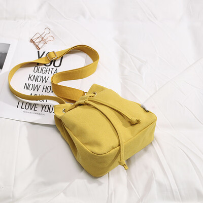 

New small bag female 2019 new wave Korean version of the wild canvas shoulder bucket bag simple Harajuku wind Messenger bag