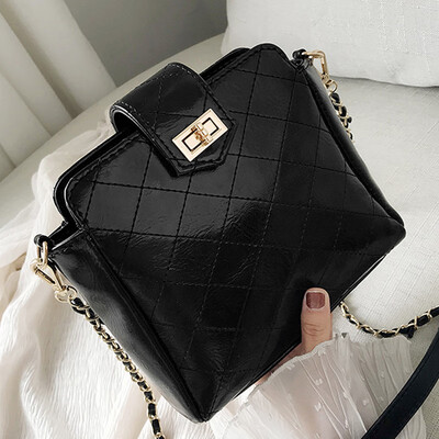 

Lingge chain bag women 2019 spring&summer new Joker bucket bag student girls small satchel shoulder bag