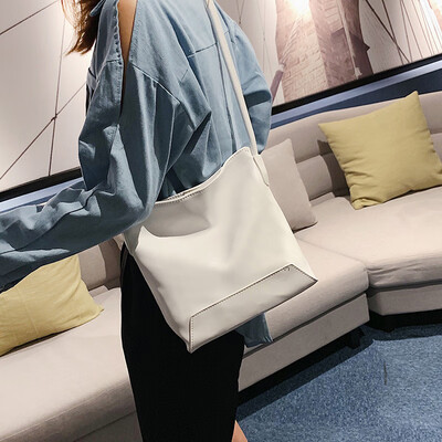 

Ins fashion texture big bag female 2019 summer new style Korean version of the wild large capacity popular shoulder bag