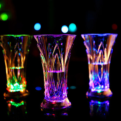 

LED Color Change Water Activated Light Up Party Bar Restaurant Beer Drink Cup