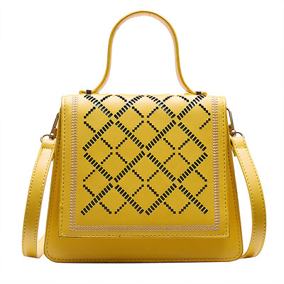 

Fashion peach heart lock embroidery thread handbag 2019 new chain shoulder bag tide wild temperament diagonal cross pu bucket bag
