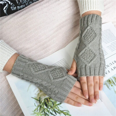 

Fashion Women Arm Winter Warmer Fingerless Knitted Long Gloves Cute Mittens