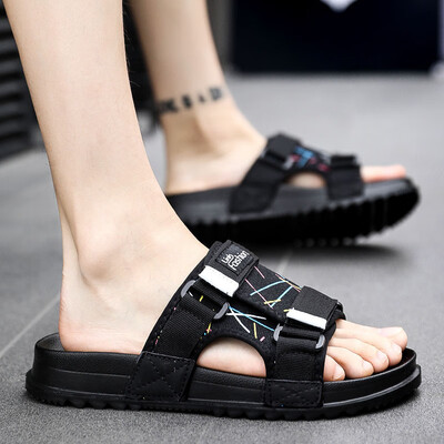 

Mens sandals summer trend casual slippers beach shoes students wearing personality a drag