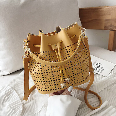 

Summer small fresh bag female 2019 new Korean fashion personality hollow bag wild single shoulder slung bucket bag