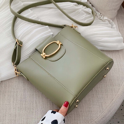 

Summer French minority bag girl 2019 new fashion leisure one shoulder slanted bucket bag
