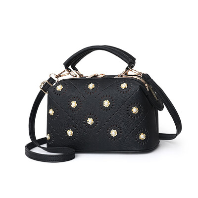 

Female bag 2019 new bag hollow female Korean fashion casual handbags Messenger shoulder bag