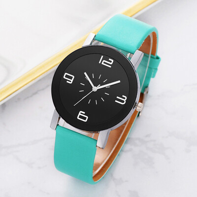 

RM Casual Fashion Monochrome Simple Digital Scale Disc Belt Strap Ladies Watch
