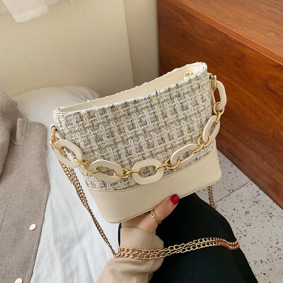 

French small bag female new wave Korean version of the wild Messenger shoulder bag small bag chain bag small square bag