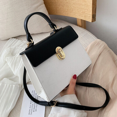 

Girls small bag new Korean fashion wild shoulder Messenger bag contrast color portable small square bag tide