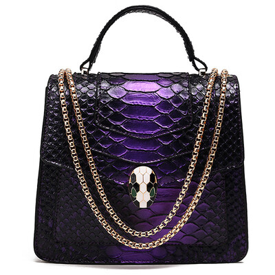 

Womens bag summer new 2019 Korean version of the tide of foreign gas shoulder bag simple embroidery line chain Messenger bag wandering bucket bag