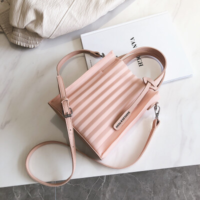 

Ins super fire bag female bag 2019 new wave Korean version of the wild student Messenger bag transparent jelly shoulder portable