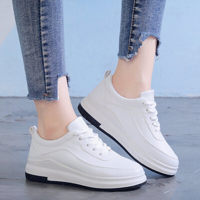 

Simple White Shoes Female StudentsThick Bottom Shoes in Autumn