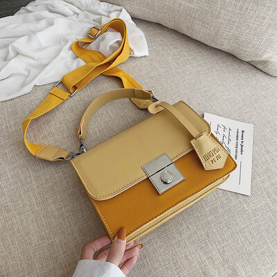 

Fashion handbags handbags 2019 new wild texture scrub shoulder bag ins foreign gas network red Messenger bag