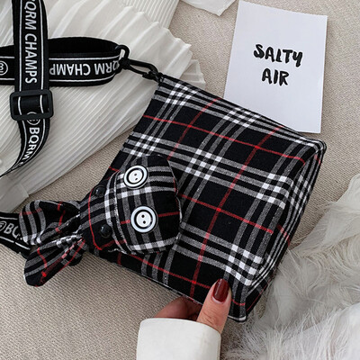 

Girl bag girl 2019 broadband fashion autumn&winter new plaid Korean version of chic slanted bucket bag