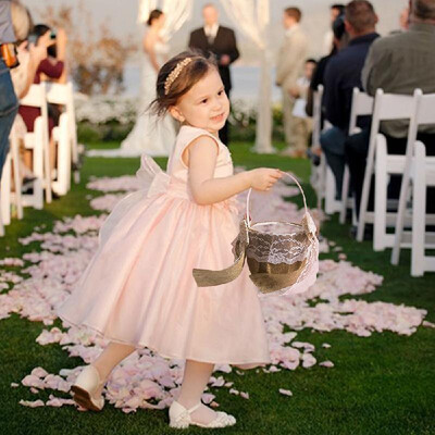

Wedding Flower Girl Basket Vintage Burlap Lace Bowknot Flower Basket Wedding Basket