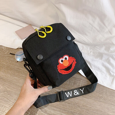 

Casual fashion ugly sesame street canvas small bag female 2019 new cute cartoon wild shoulder messenger bag