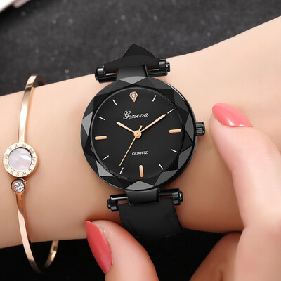 

RM New Fashion Geneva Women Leather Band Quartz Analog Wrist Watch