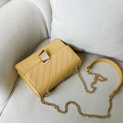 

Female 2019 small square bag Korean tide chain bag Joker shoulder Messenger bag summer girls small bag