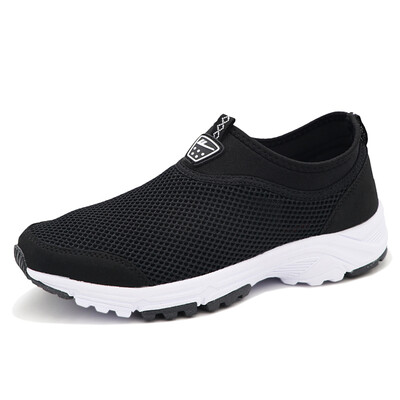 

Warrior Mens mesh breathable lightweight sports shoes WL-3578 Black 44