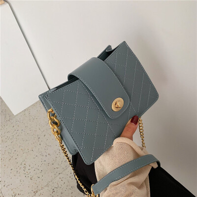 

Girls small bag new Korean version of the wild Messenger bag chain shoulder simple fashion small square bag