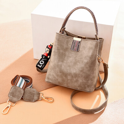 

Bag girl fashion mini bucket bag texture foreign air slant bag 100 lap lady one shoulder handheld